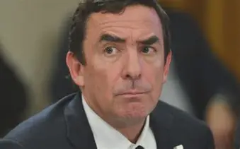 HQGatica's tweet photo. Fernando Rabat fue el defensor de Pinochet en casos como Rigs y Operación Colombo.
También participó en el litigio de la esposa de Pinochet, Lucía Iriart en la Corte Suprema. 
KAST LO NOMBRÓ MINISTRO DE JUSTICIA.
Un inmoral de siete suelas y defensor de depredadores sexuales. 👇 https://t.co/b0CIpVhmeC