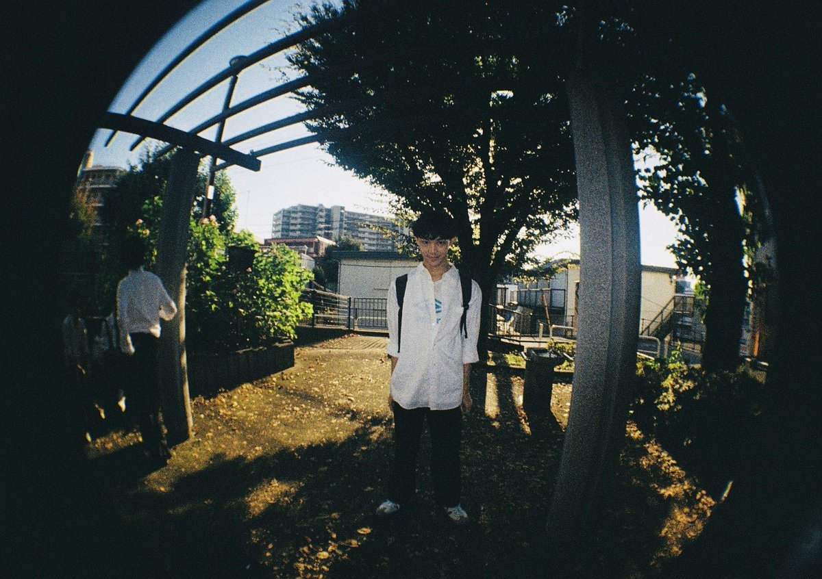 Kantabile_sasa's tweet photo. 映画「ジミ・ヘンドリックスによろしく（仮）」、クラウドファンディングが残り1週間です。
現場に持ち込んだフィルムカメラで撮った&amp;撮ってもらった写真！めっちゃ晴れていた！

https://t.co/XEcZTEfAgE https://t.co/aoHHF5ELAK
