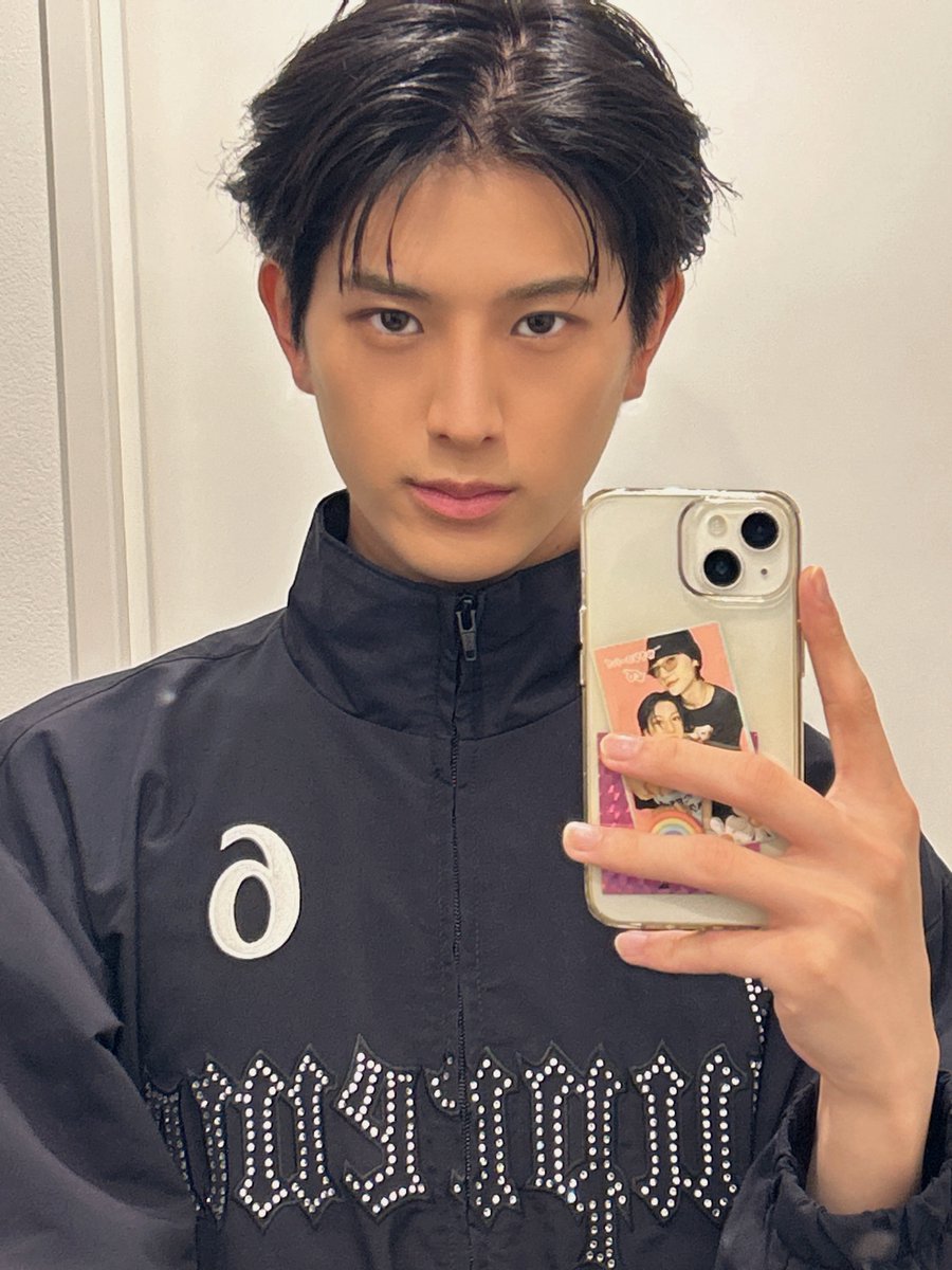 machineboywa tweet picture