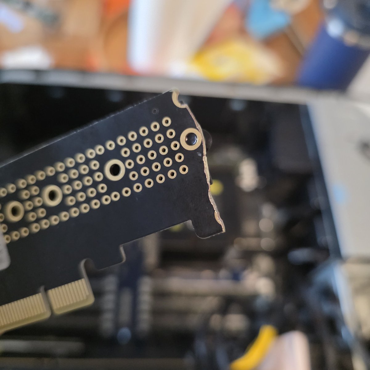 PeasantSmith's tweet photo. HP: buy my overpriced proprietary adaptor or you can't use a NVME on our server

Me: *buy a cheap adapter on AliExpress*

 Also me: *Where is the jigsaw?*

Problem solved 🌝 https://t.co/ujsBJ82HGa