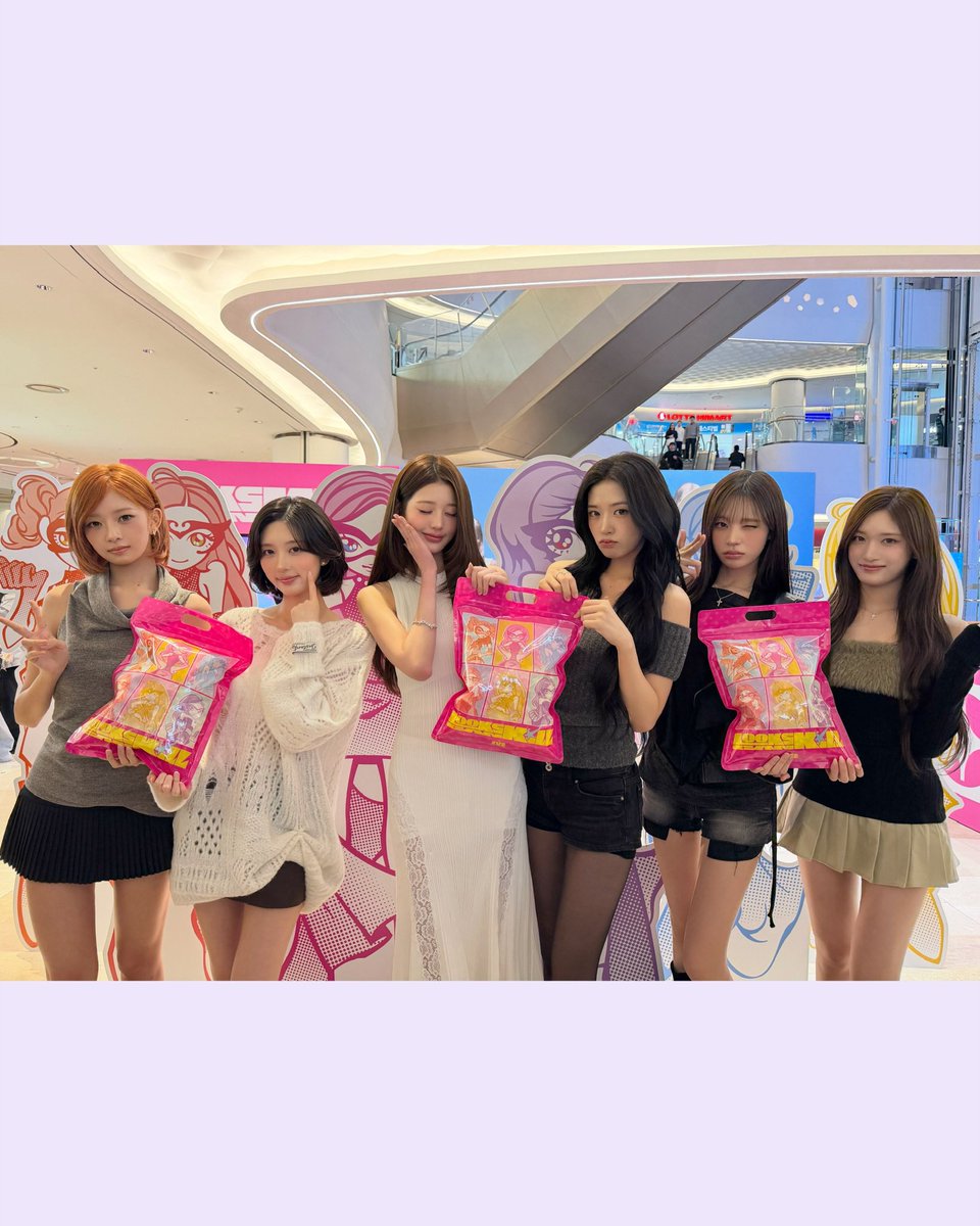 IVEstarship's tweet photo. [📸]
<IVE SPIN OFF - Looks Can Kill in CINEMA>

개봉 D-Day 🍿 다이브랑 추억 쌓기 미션 완료!

전국 롯데시네마에서 아이브랑 만나고
잠실 월드타워에서 럭키드로우도 만나보세요 🦸🏻‍♀️

#IVE #아이브
#LooksCanKill #룩스캔킬
@lottecinema_pop https://t.co/kYHXiLkhK4