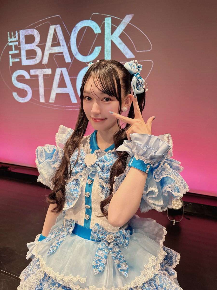 rijumurahoshi31's tweet photo. 朗読×ライブ 『#バクステ60 』
ありがとうございました。

アイドルの頃に感じていた想い、メンバーそれぞれの考え方に碧を通してもう一度向き合える時間でした。

沢山学ばせていただき、また歌って踊れて、みんなに会えて嬉しかったです🥲🔷

本当にありがとうございました！

氷上 碧役/村星りじゅ https://t.co/XGUWZd974K