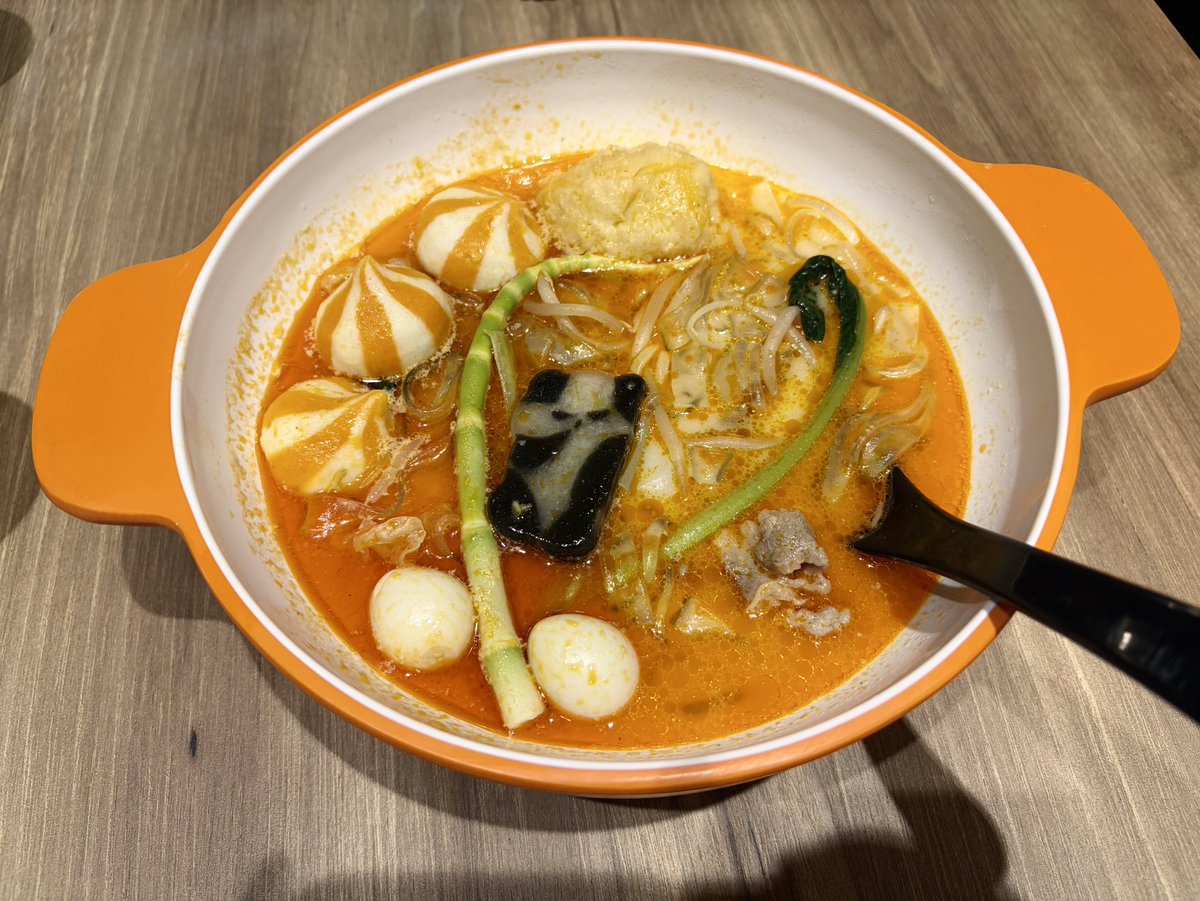 ebi_llo2's tweet photo. @1
#スマPHOTOゆうり 
麻辣湯食べました!!
カニ団子おすすめです✨ https://t.co/pQPp1bykkx