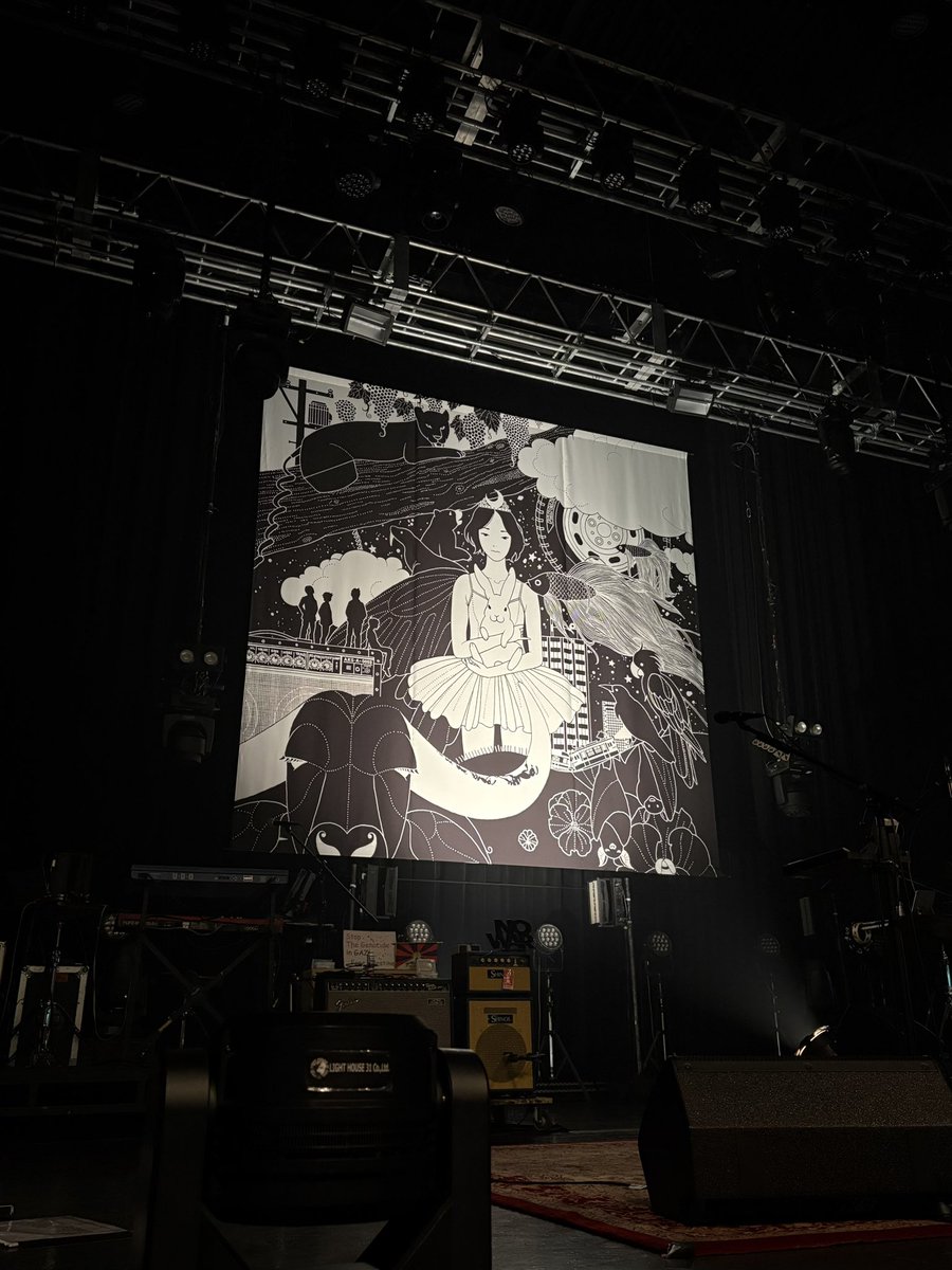 cllggt3's tweet photo. アジカンで1番好きなアルバム、ファンクラブ
こんな間近で聴けたのは人生の財産と思う 最高の夜🤩 https://t.co/09GJtLCvea