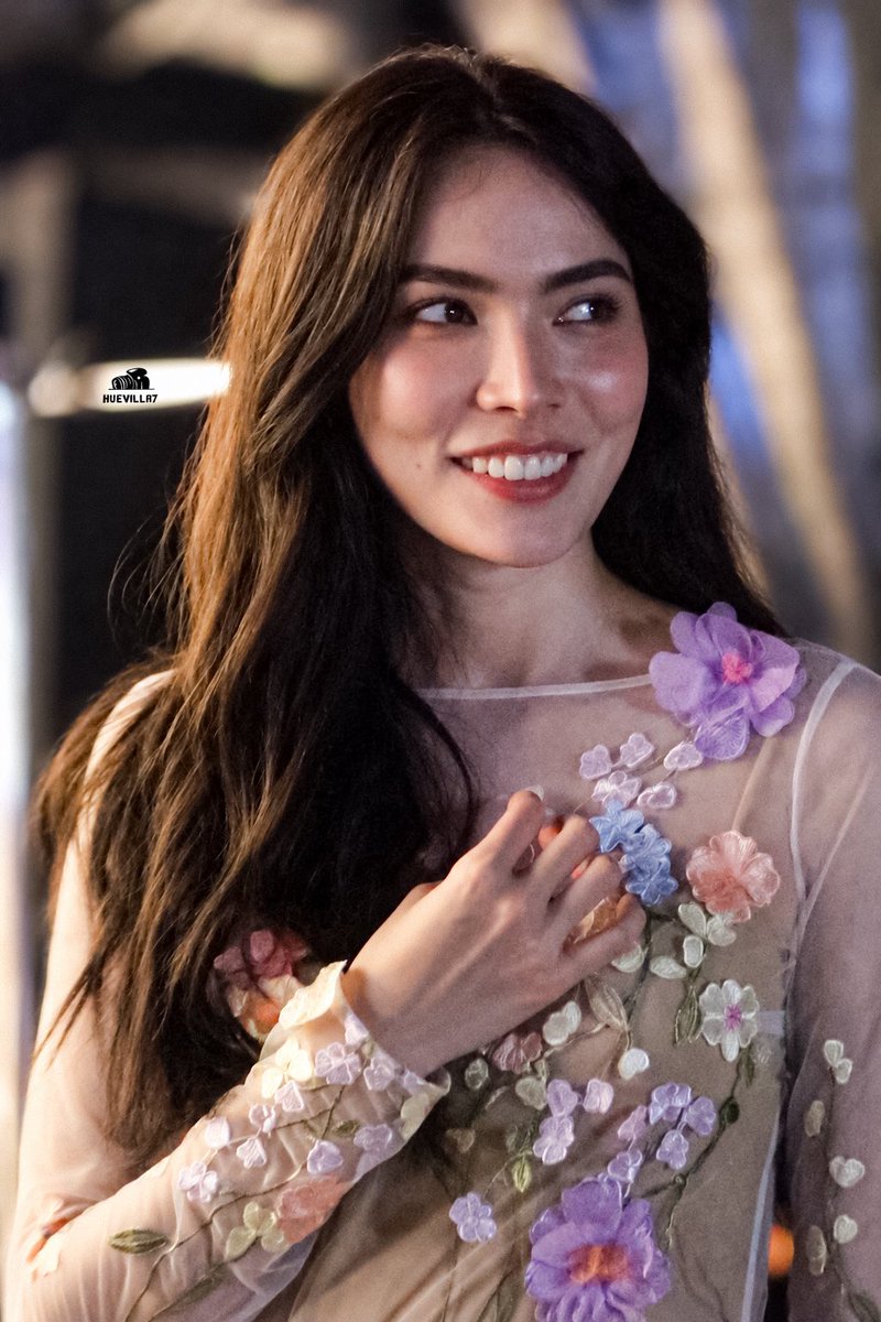 huevilla7's tweet photo. 🌸🤍

CL EFW2026 ICONSIAM
#AurumbkkEFW26xCharlotte
#ชาล็อตออสติน #CharlotteAustin
@itscharlotty https://t.co/bV6gkwdPg2
