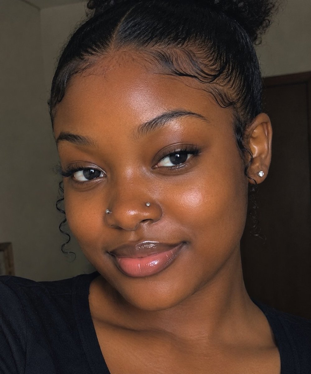 mkkvare's tweet photo. A woman with nose piercings isn’t asking for attention; she’s expressing herself. 💎 Feminism means respecting a woman’s choices, even when they don’t match your preferences. You don’t have to like her style to respect her freedom. ❤️

Agree or Disagree??? https://t.co/0ikBYmiKMs