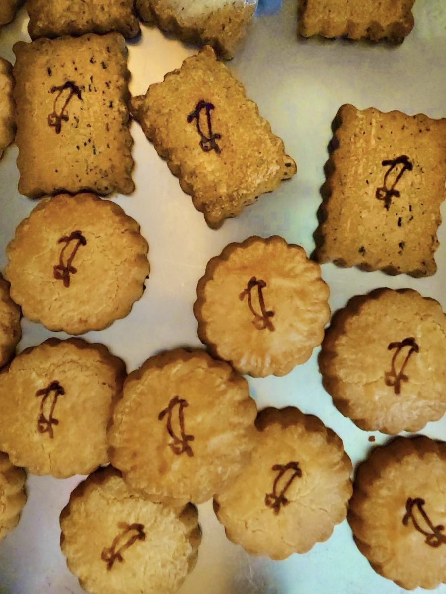 grisgriskyoto's tweet photo. 週末はAnnéeさん特製グリグリ印のサブレも並びま〜す🍪 https://t.co/MxLkNFY2hM