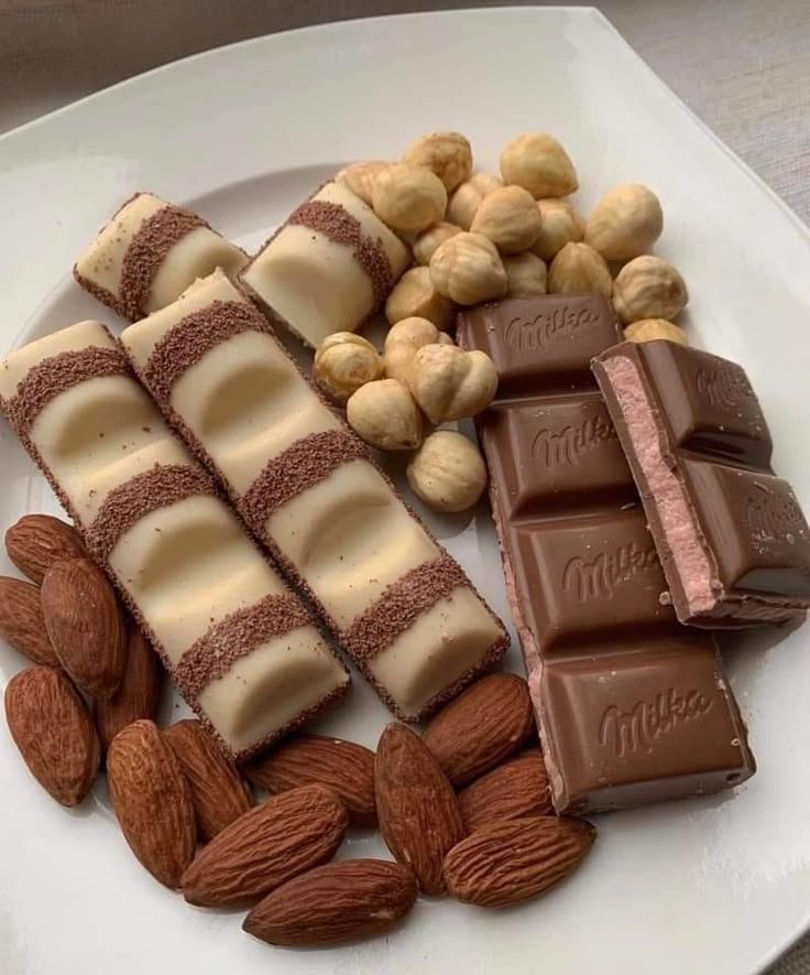 mediaDazzle12's tweet photo. Eat or Skip? https://t.co/zIACiJd8Sk