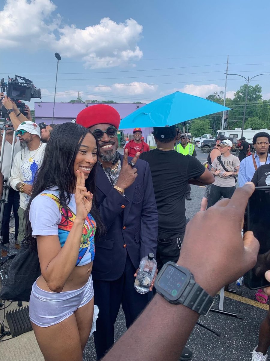 skarfacered_'s tweet photo. Michael Jackson &amp; 3stacks reunited https://t.co/aorMXEeswF