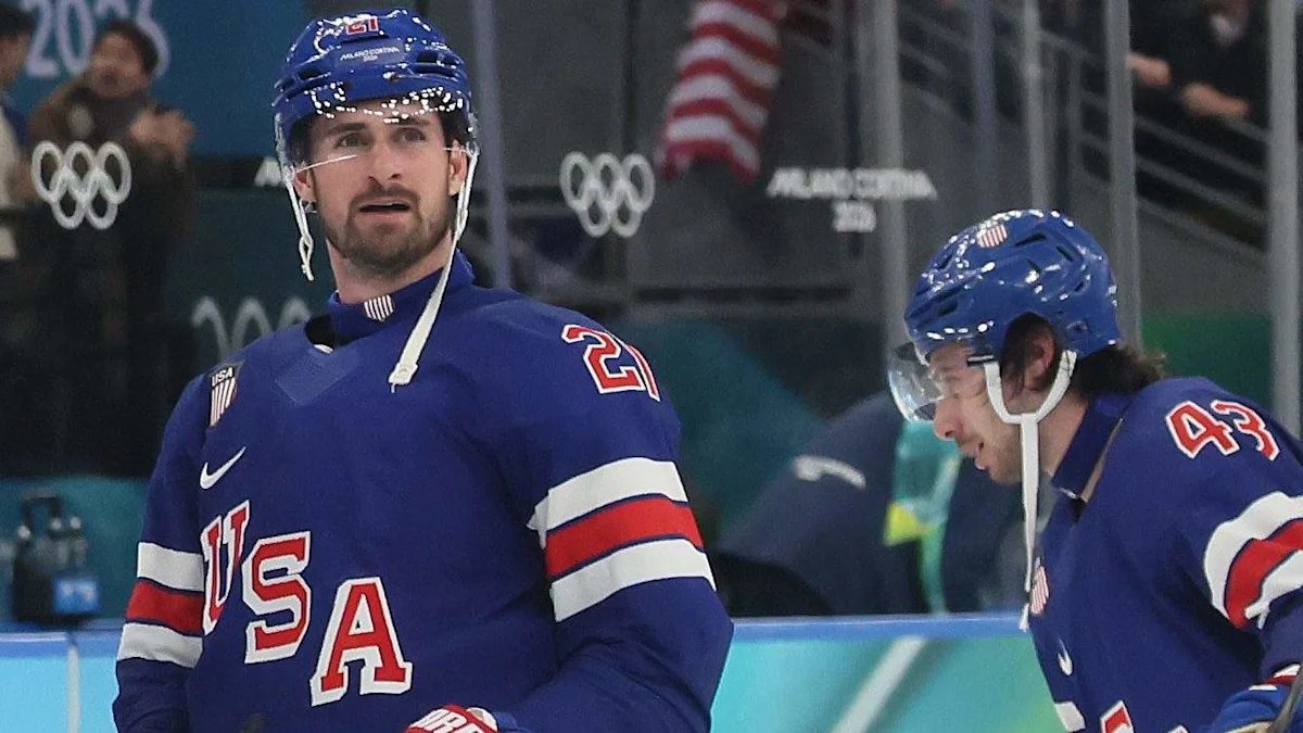 RinkyReport's tweet photo. Elliotte Friedman on NHL Now about Quinn Hughes: One of the thing I asked at media event (media tour) was if Larkin came to Minnesota, would that get you sign? And he kinda paused a bit, and he basically said it wouldn't hurt. - 10/22 #mnwild #NHL #LGRW https://t.co/6U6ohVdXHd