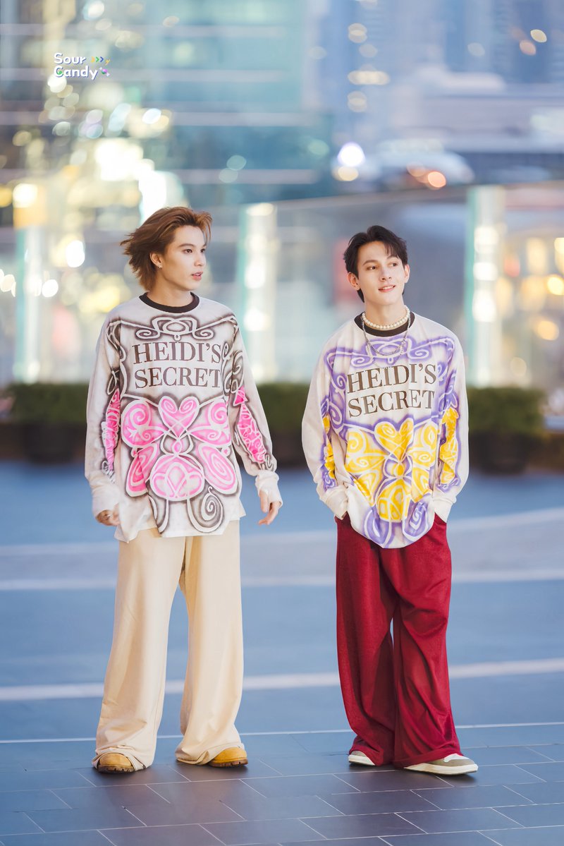 S0urCandyyy_'s tweet photo. สองจิ๋วน่ารักมากกกก 🥹

NOUR AT ELLE FASHION WEEK
#ELLEFASHIONWEEKxNOUR 
#Littleravit #AntonKrueger 
꒰  #LittleAnton  ꒱ https://t.co/nhVx1w54Mh