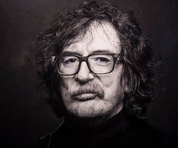 tompinks's tweet photo. Today is also the 75th birthday of acclaimed Argentinian musician, singer-songwriter and producer CHARLY GARCÍA
https://t.co/F37skjdL7K

#CharlyGarcía #Music #Birthday #OnThisDay #BornOnThisDay #HappyBirthday #Today #OTD #SuiGeneris #SeruGiran #RockArgentino #CharlyGarcia #Charly https://t.co/6nAyQMa0bz