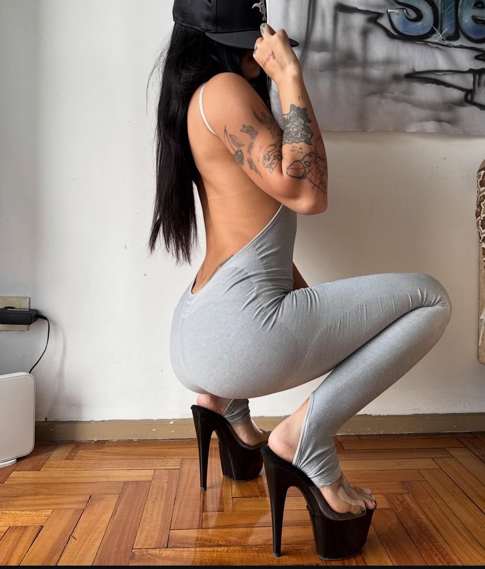 mattebrand's tweet photo. #Matte #Babes #Hot https://t.co/ZXTRWvIuBX
