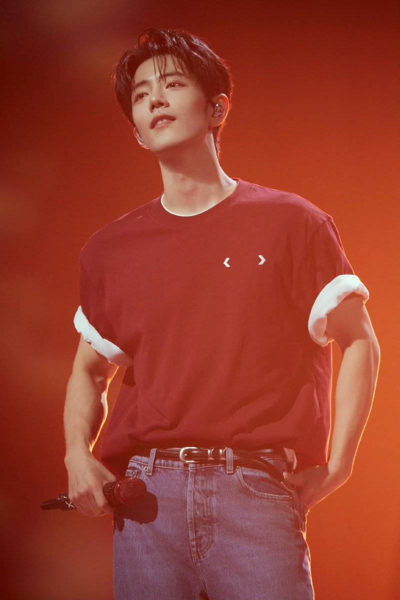 PungPang19's tweet photo. พี่จ้านหล่อ สวย น่ารัก เอาอยู่ทุกชุดเลย  คอสตูมพี่จ้านเก่งมาก  10 10  10
COMES OUR EXIT NANJING1
#XiaoZhanConcertxNanjing1 https://t.co/NcsaGM8Nvm
