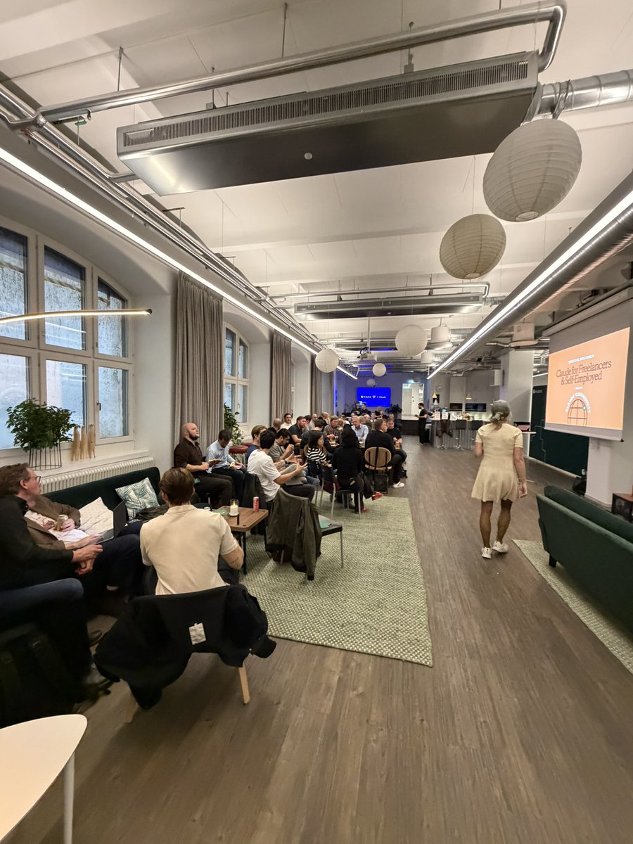 alienroom's tweet photo. Claude Community Stockholm | Claude for Freelancers &amp; Self-Employed

📅 Date: October 5, 2026
📍 Location: Kvadrat Holding, Stockholm, Sweden https://t.co/8sKkFTrm1N