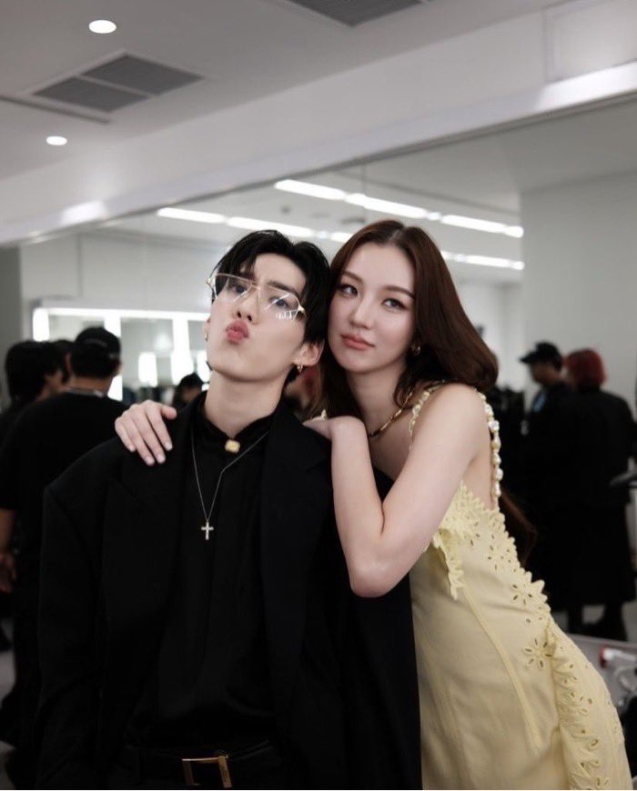 kwrxxxx's tweet photo. หมาเด็ก                                      เจ้าของ https://t.co/FkfQH8IXI5