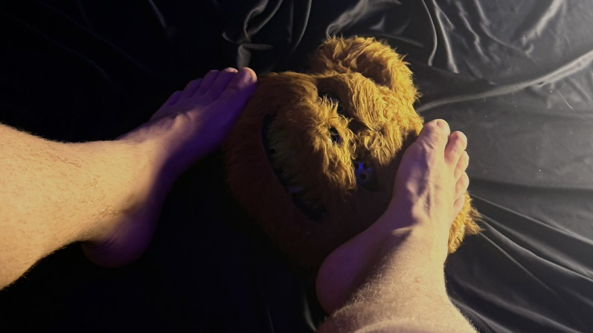 mp4ASMR's tweet photo. This bear is feeling super needy and horny
https://t.co/ewa0KUVkPQ 🧸👀 https://t.co/1UmfZPPATW