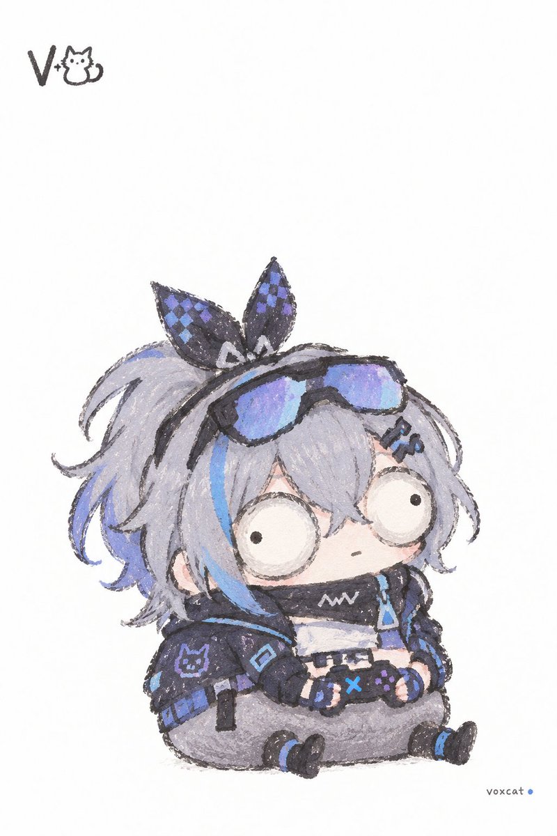 VoxcatAI's tweet photo. 风格基调：当代绘本插画 × 冷面呆萌 × 油画棒粗纸纹 × 极简留白 × 角色符号压缩。

角色越复杂，越要先删到只剩「剪影 + 主色 + 1 个标志性细节」，辨识度反而会更强。

提示词：

【角色】，以当代绘本插画的冷面呆萌风格呈现。

先提炼该角色最具辨识度的特征，包括标志性发型或头部轮廓、主色、服装廓形、一件代表性配饰或道具。把它们简化后放到一个头身相连、没有脖子、上窄下宽的圆润豆形体块上，重心落在底部，四肢缩成细小的简笔附件。只靠剪影、主色和一个标志性细节就能认出是谁。

头部有两只超大的正圆形眼睛，各约占头宽三分之一。眼白为奶油色，带一圈暖灰色边缘过渡，中央只有极小的黑色瞳孔；远侧眼睛略微凸出头部轮廓。表情空白、目光呆滞，带着无辜的冷幽默。嘴部或鼻部只保留一个极小的简单形状。

动作取自该角色最典型的性格或习惯，处理���一个松弛、笨拙、不太体面的瞬间，例如瘫坐、发呆、抱着标志性道具愣住、或做招牌动作做到一半卡住。画面只有这一个动作，身体略微歪斜，四肢随意。

配色以该角色的标志性主色为基础，整体降低饱和度，形成同色系的三层固有色明度：主体上部最深，下部最浅，附属部位与次要结构更深。该角色的辅助色作为少量色相变化混入深色区域。全画面只保留一处极小面积的高饱和焦点色，放在角色最有辨识度的小部件上。

线条为灰黑色干性蜡笔质感描线，粗细不均，带自然手抖，局部断开不闭合。填色呈现油画棒在粗纹画纸上拖过的效果，色块内可见均匀的纸纹颗粒，边缘略微溢出线外。表面用稀疏的简笔小符号表示该角色的材质，如羽毛用小 U 形弧、毛发用短撇、鳞片用小圆弧、布料用短直线、金属用短横线；不同区域之间用一条波浪形扇贝线分隔。

画面没有明确光源和投影，只在主体底边轻微加深。竖版 2:3，纯白背景，主体位于画面下半部，上方保留约一半的大面积留白。画面干净，主体剪影清晰完整。

左上角留白处加入由字母 V 与猫图形构成的小型炭灰色蜡笔线描 logo；画面右侧约 5% 边缘位置有极小的小写手写“voxcat”，末尾带一个青金石蓝小圆点。