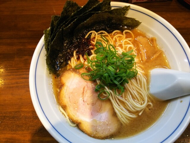 4173az's tweet photo. [誠屎唐芍橋に関する一つのつぶやき、日常の小さな発見をシェアします]， https://t.co/KlmzGgMFSe