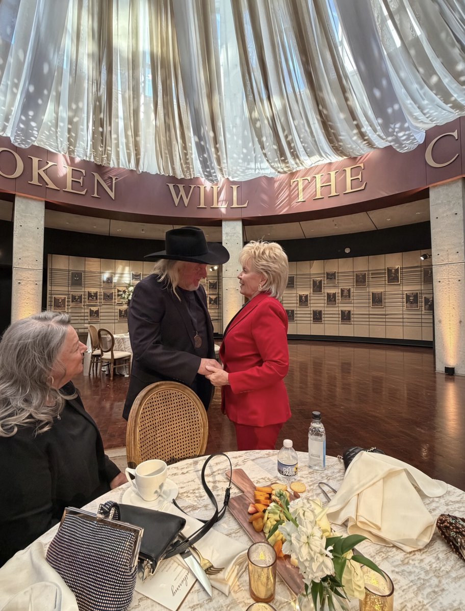 CharlieDaniels's tweet photo. We lost a truly wonderful person when @johnanderson went home to be with the Lord on Wednesday. My heart aches for Jamie and their family during this painful time. I’m grateful I had the chance to see them at the @countrymusichof. Life passes so quickly, and we’re never ready to say goodbye to those we love. Jamie and all their loved ones are in my thoughts and prayers. Much love, Hazel