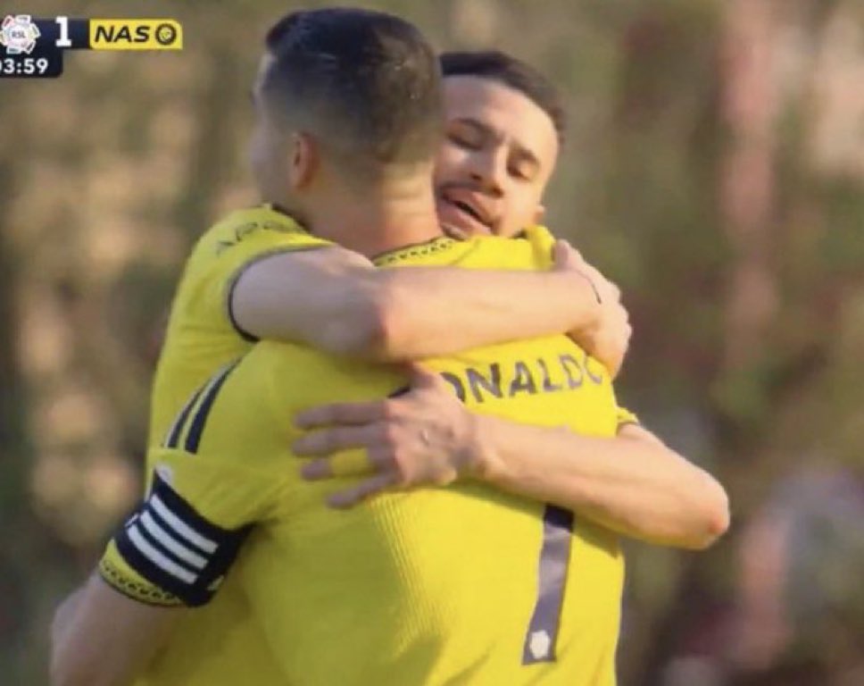 10zu_'s tweet photo. فكه يخوي جاك بالغلط 

#النصر_الفيصلي https://t.co/XqtzoviFWH