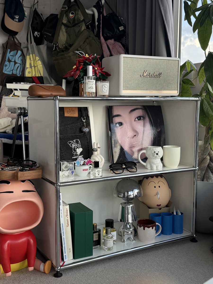 byun915's tweet photo. 30歳 独身 デザイナー
自己満足の最高傑作な部屋。 https://t.co/JftjhklK8N