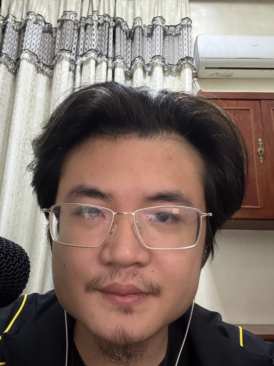 bitextr's tweet photo. 绷不住了兄弟们
天才交易员要陨落了😭 https://t.co/JnmqTxwVDu