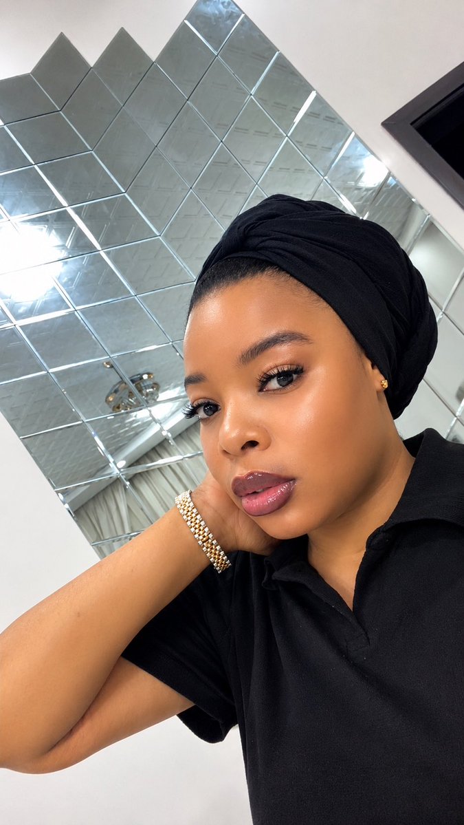 Omothayourrr's tweet photo. Yetunde❤️🥰 https://t.co/GUIEEGjM9Z