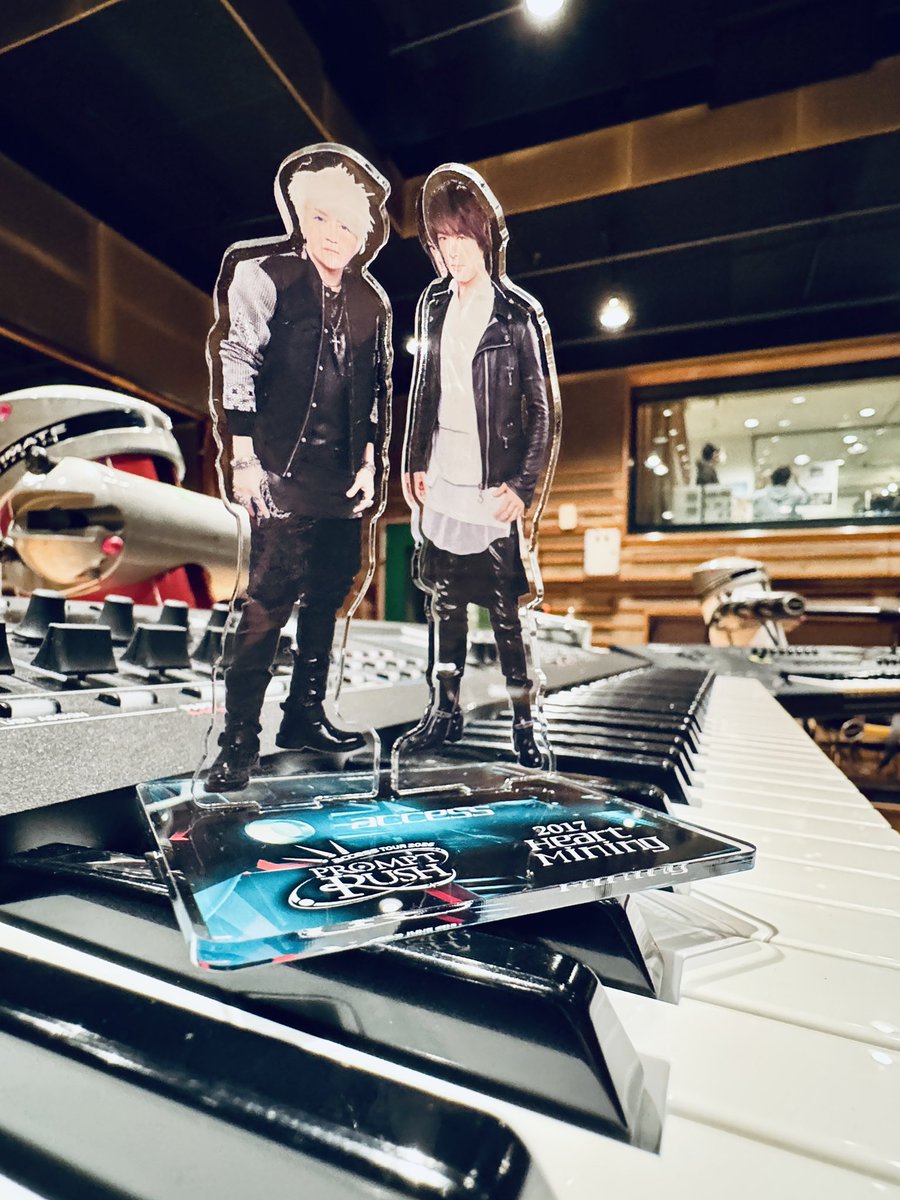 daisukeasakura's tweet photo. いよいよ来週末スタートです♫
🎸しーちゃん＆🥁しばちゃん
#PROMPTRUSH https://t.co/cycWpMajsN