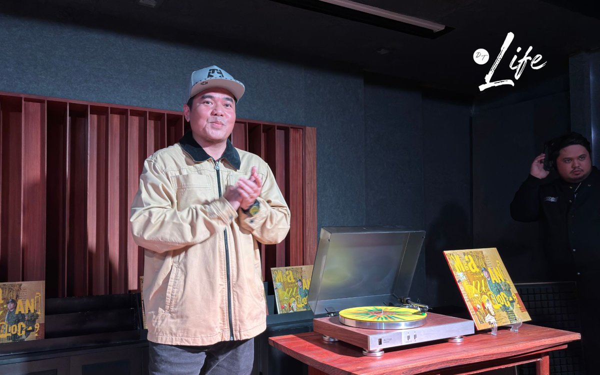 tribunephl's tweet photo. Gloc-9’s first vinyl release, “Mga Ani ni Gloc-9,” is now officially available in vinyl shops. The record features a collection of his songs released under Sony Music Philippines, Universal Records, and Star Music. | Sarah Silva
#DailyTribune #TribuneLife #Gloc9 https://t.co/TC84xarWOE