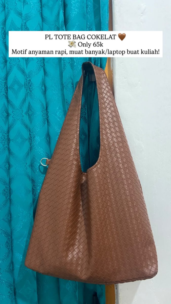 lyaversee's tweet photo. [PRELOVED CLOSET CLEARANCE]
preloved masih mulus &amp; terawat banget!
Pengiriman dari: Padang
Shopee / Tokopedia / CO Manual (JNE/JNT)
#WTS #PrelovedKemeja #PrelovedZara #PrelovedBershka
#ClearanceSale #ThriftMurah #zonauang #anakkos #preloved #murah https://t.co/000Obu2bOS