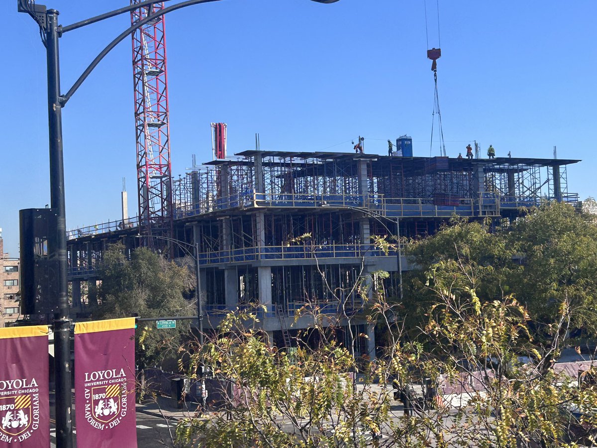 BuildingChi's tweet photo. They’re up a floor at Loyola since I was here Sunday https://t.co/4Pgv6yvNsz