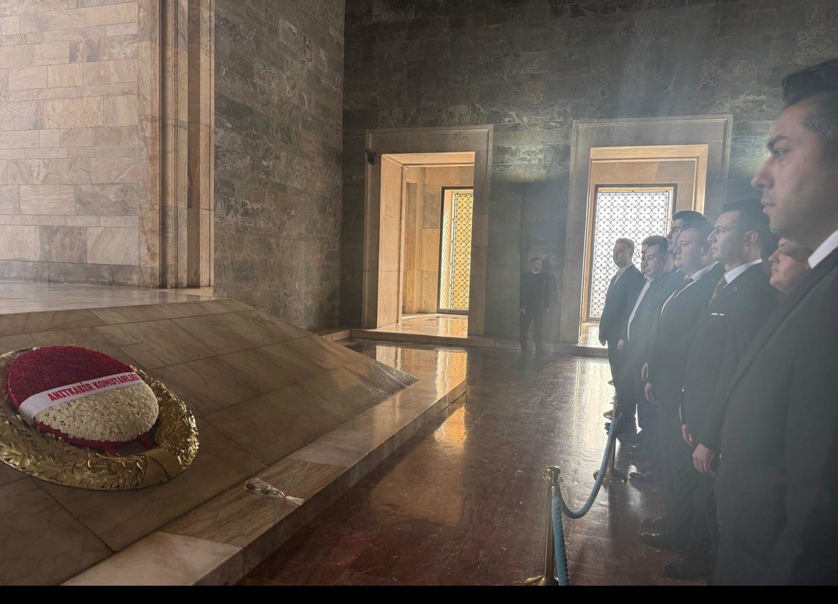 ikomder's tweet photo. İnfaz ve Koruma Memurları Yardımlaşma Dayanışma Derneği İKOMDER'i, Anıtkabir ziyaretimizle resmen ve fiilen kurmuş bulunuyoruz.🇹🇷

Bizlere düşen görev;
CTE Teşkilatı Mensuplarını Birleştirici, Kurumsal İmajı Geliştirici, Özlük Hakları İyileştirilmesini savunmaktır.⚖️
#İkomder https://t.co/E0XuuPkJW8