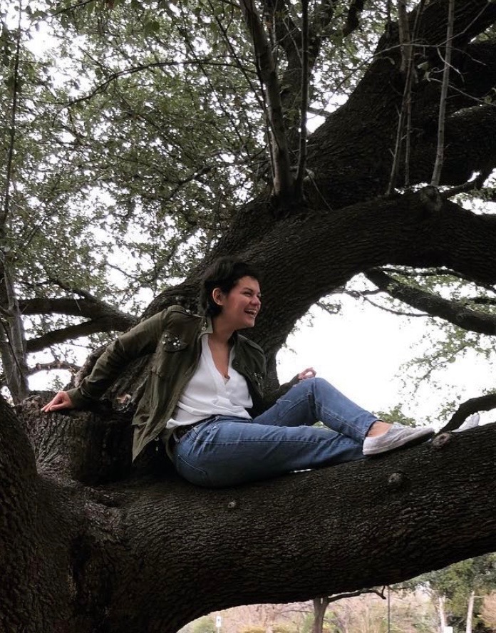 Mito82440930's tweet photo. Photo of Maricela Rueda from 2018 that she captioned “✨🌻Go out on a limb✨💖”

Thanks to everyone who has shown support to Mari! I'm posting today to ask for your help again as we face a significant challenge. Please read &amp; share this thread! https://t.co/8apTiyrgD7