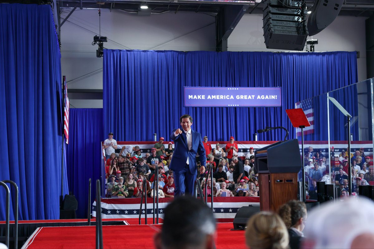 joemitchelliowa's tweet photo. Today at age 29 I can be certain that 40 years from now, 50 years from now, 60 years from now, we will look back on President Donald Trump as the President who saved America. An America First Century. https://t.co/wxbbHbkbIH