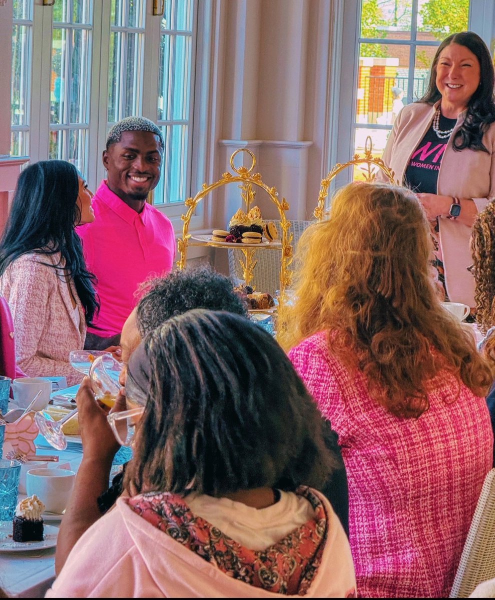 NFLPA's tweet photo. Week 7 NFLPA #CommunityMVP 🤝 @SuccessfulQuon

The @Colts wide receiver partnered with the IWIN Foundation to host a Breast Cancer Awareness Month “High Tea”, celebrating breast cancer survivors and their daughters with a luncheon, jewelry-making activities, gift bags and more. Through his Lead the Way Foundation, he also recognized 14-year-old Kayla as this season's third Laquon’s Leaders in Training (LLIT) honoree and awarded her two tickets to a Colts game. Learn more here: https://t.co/LNNS4v0Qxm

In honor of being named this week's #CommunityMVP, the NFLPA is donating $10,000 to Laquon’s Lead the Way Foundation. You can also support this charitable cause through our supporting partner @gofundme by using the link below.

🎨 : @heartlentgroup
🔗 : https://t.co/sJ2bRd5xaz