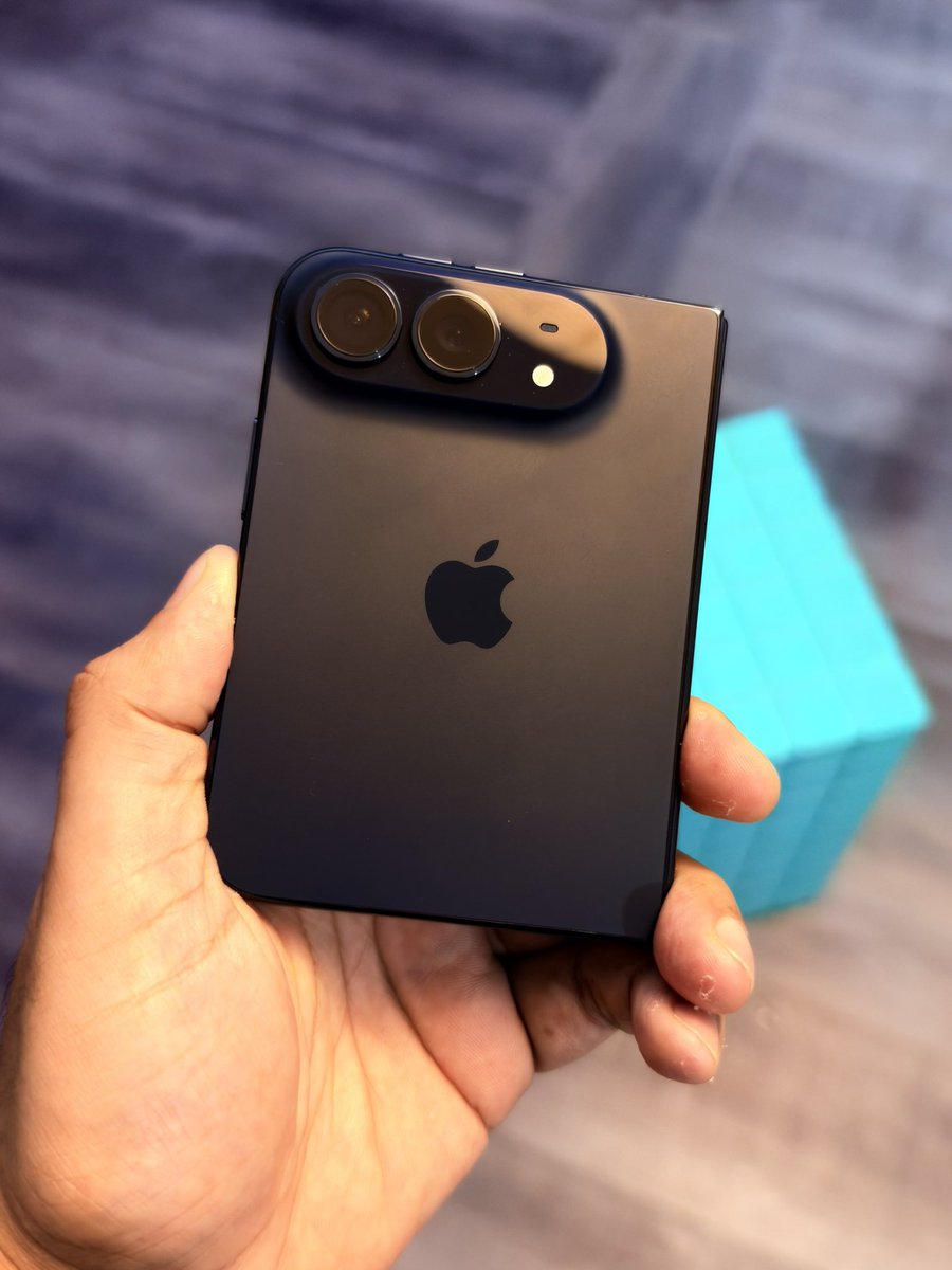stufflistings's tweet photo. Now this iPhone Duo color looks awesome 🤩 https://t.co/cz0ufxFJUg