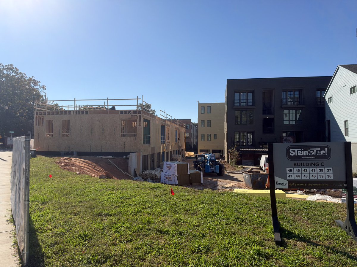 HowEPhil's tweet photo. Years of permitting &amp; planning, but only takes a few weeks to add two stories of homes for neighbors.

Sure, takes longer than to put finishing touches, but goes to show we should be expediting FASTER as what’s needed to BUILD doesn’t take nearly as long. https://t.co/ffo39wjiw4