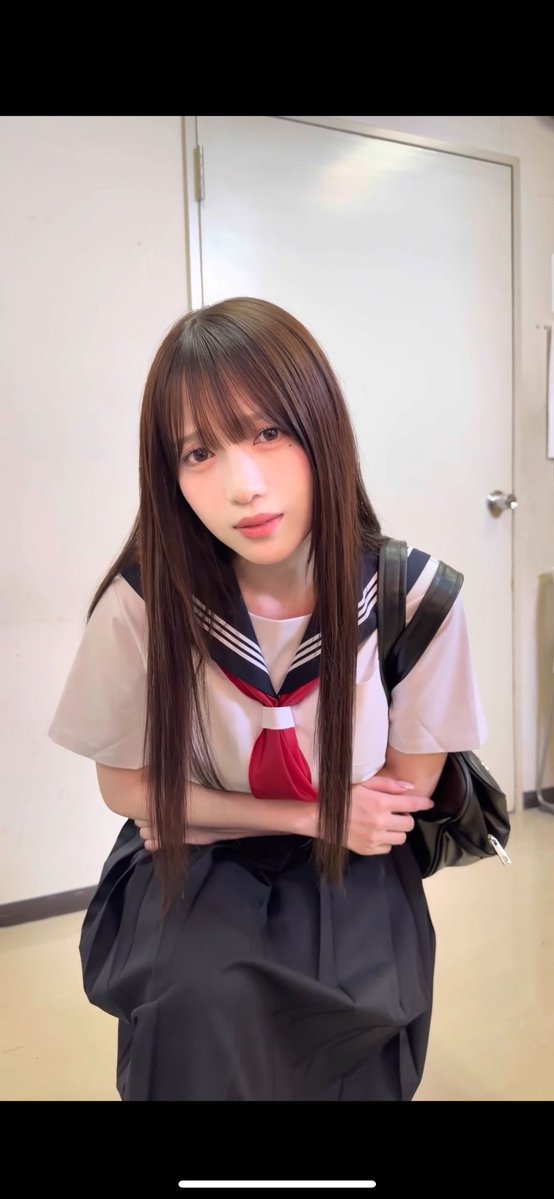 ainasousai34107 tweet picture