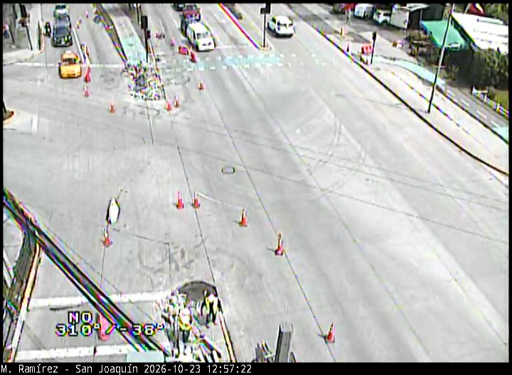 TTIOhiggins's tweet photo. Atención (11:58 hrs.), A esta hora trabajos en la vía en Av. Miguel Ramírez con Av. San Joaquín. Circule con precaución. #Rancagua https://t.co/sLeh0OdzIL