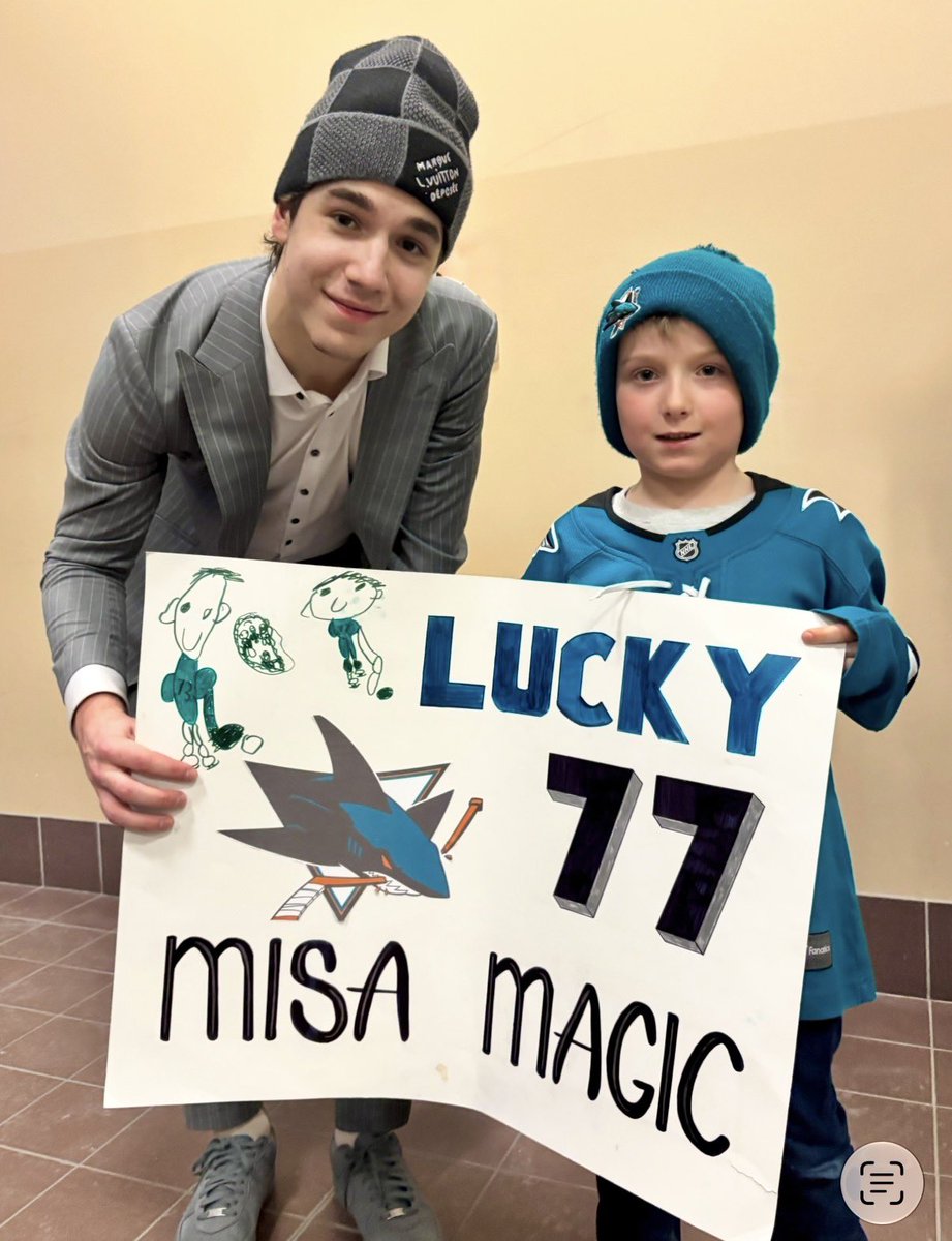 WordyNerd01's tweet photo. @DevaughnWraith @SanJoseSharks Hehe, that’s my sign.. but someone gave me the idea to make it “magic mike” so I think I’ll need to change it for next year 😆 https://t.co/E4Ibqn4vZQ