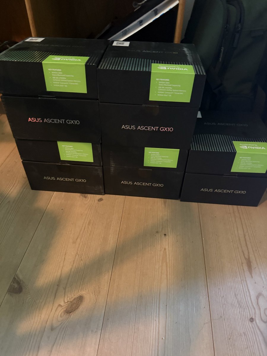 log4j's tweet photo. banned for reverse engineering work? that’s wild

oh well, -$500, and a bunch of banked resets) but gained motivation to get 3 more machines and finish my cluster.

i have never used openai to exploit or find vulnerabilities, only local reverse engineering which tripped daybreak. https://t.co/RDxWAP3Bfs