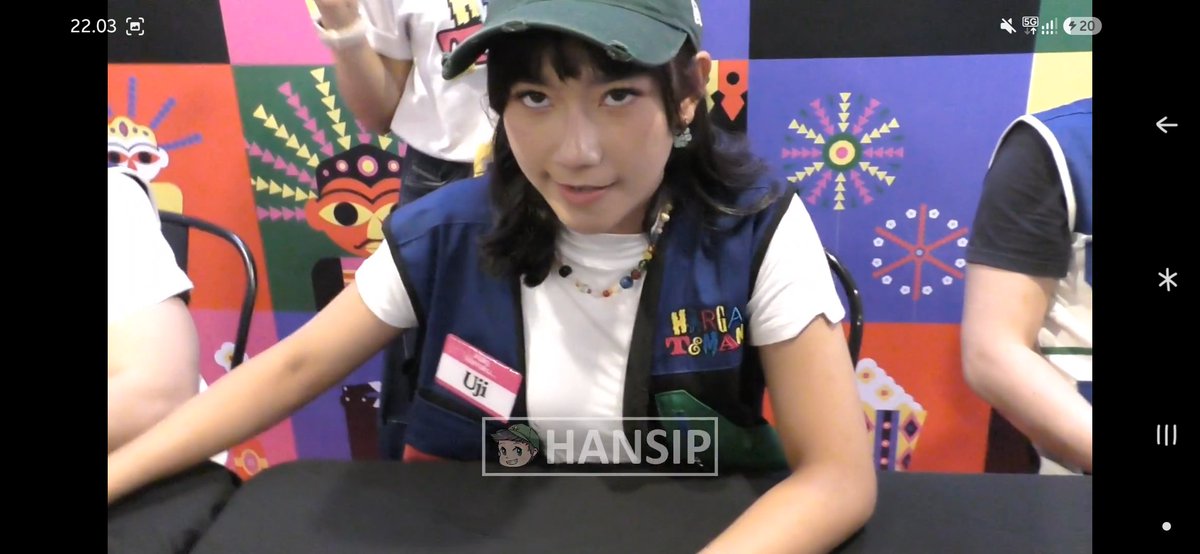 ngerandomgirl's tweet photo. @han_dycam @Freya_JKT48 Inget, semakin sinis = semakin akrab
Lagian nih anak napa memeable dan sangat stikerable banget yaaa...?🤣🤣 tolonglah fre wkwkwk, jangan terlalu ekspresif dan aktraktif wkwk😭✨️🤏🏻 https://t.co/KUVCAdiH1n