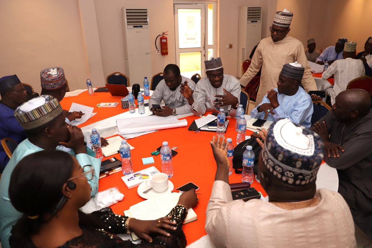 SoilValuesSahel's tweet photo. To address the main challenges related to soil fertility and provide sustainable support to farmers, the Soil Values program launched a structured multi-stakeholder engagement platform in Nigeria from October 21 to 22.

#SoilValuesProgram #SoilHealth #Agriculture #Sahel https://t.co/2FVNLdS8ep