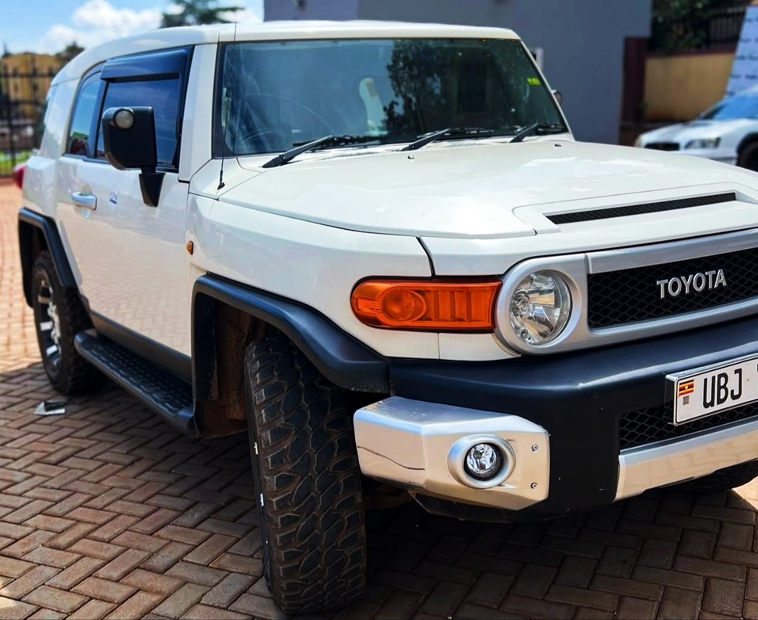 DriveNowUg's tweet photo. ๐ง#CLIENTS_INQUIRIES๐ง
#Client: Hello DNU, I was pleased by that wrangler you sold me 3 yrs back but wanna add on an FJ cruiser and has to be petrol around #Ugx70m - #Ugx75m.
#DriveNowUg: Longtime, it's well and will give you this (photos below) at negotiable after inspection. https://t.co/SIxcr3hynd