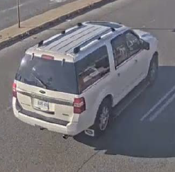 TPSOperations's tweet photo. ABDUCTION:
Midland Ave & Eglinton Ave E area
11:32 am
-police responded to an abduction call
-three children abducted by their mother during a semi-supervised visit
-mother does not have legal custody of the children
-children are: Anastasia, 4 months old, Irina, 3 yrs old, Daniel, 6 yrs old
-mother wanted for Abduction by Parent
-mother described as 5’7”, approx. 180 lbs., long dark black hair, wearing long black skirt and dark-coloured top
-mother believed to be driving a 2017 Ford Expedition, ON licence plate “DJJS 875”
-ongoing investigation
-see news release for more details https://t.co/pYCjiyhTtq
#GO2238029
^sm