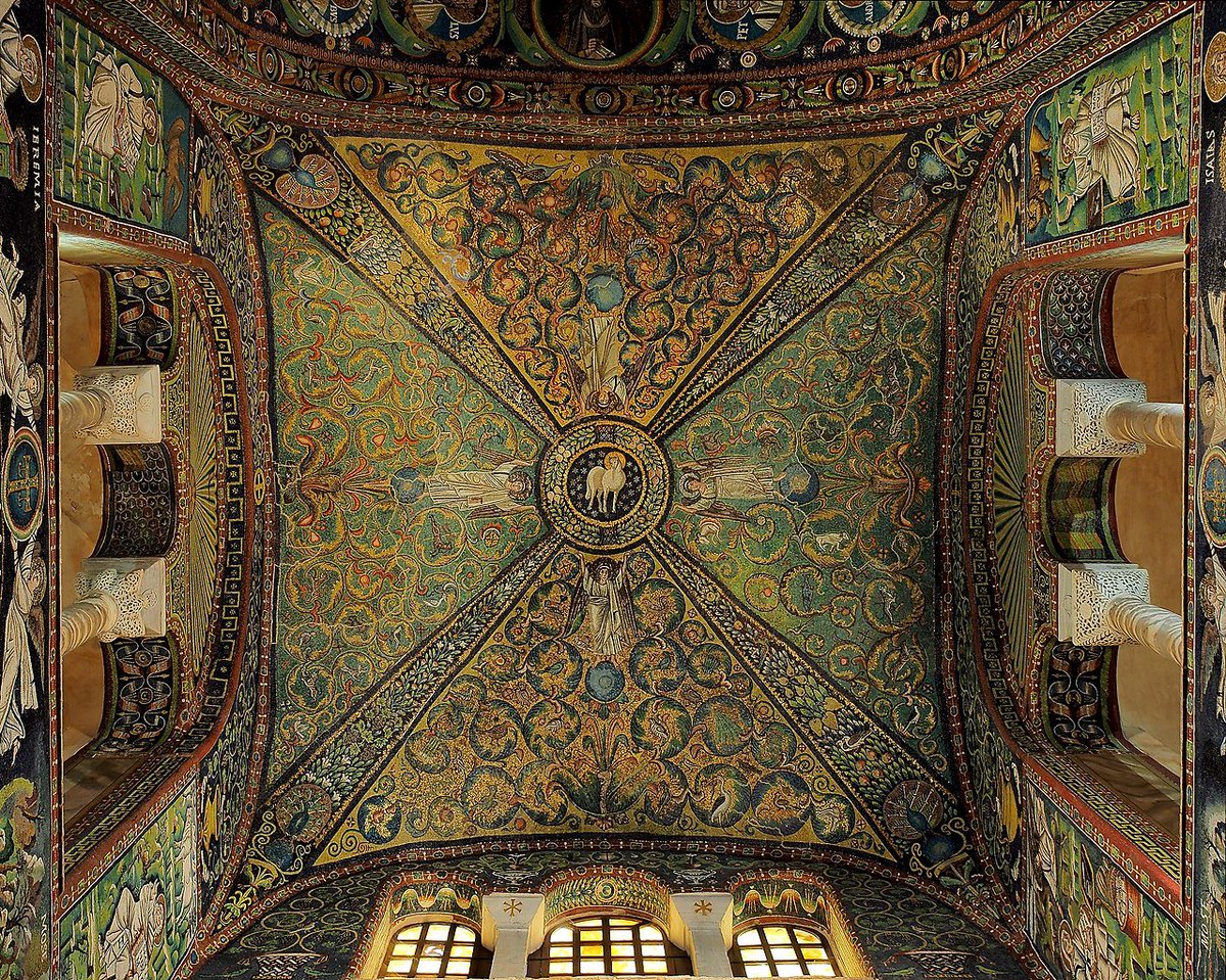 Italian347's tweet photo. Imagine you attach small tiles to a wall and 1500 years later they're still there https://t.co/zIqKCzk4PD