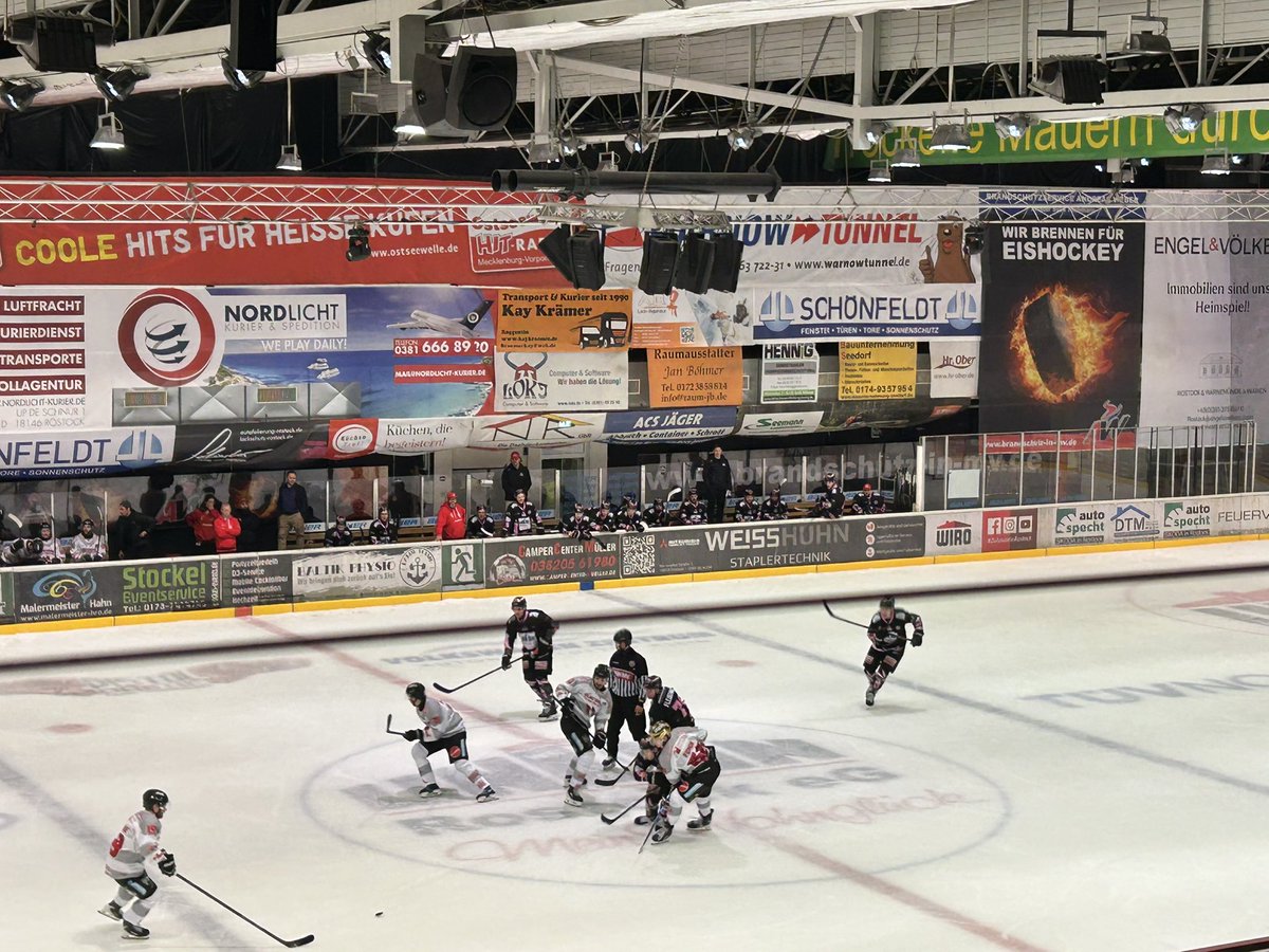 Arnet1976's tweet photo. Rec Piranhas  gegen Duisburg 2:6 https://t.co/PtXAQYnyOy