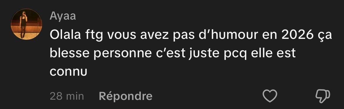 user2lanight's tweet photo. Voilà ce qui arrive quand vous dénoncer le comportement problématique d’une influenceuses, alors que sa communauté sont des gamins de 13 ans maximum https://t.co/7Vc8wK5jPB