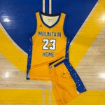 Photo by ✈️ Mountain Home Bomber Basketball ✈️ (@MHHSBBall)